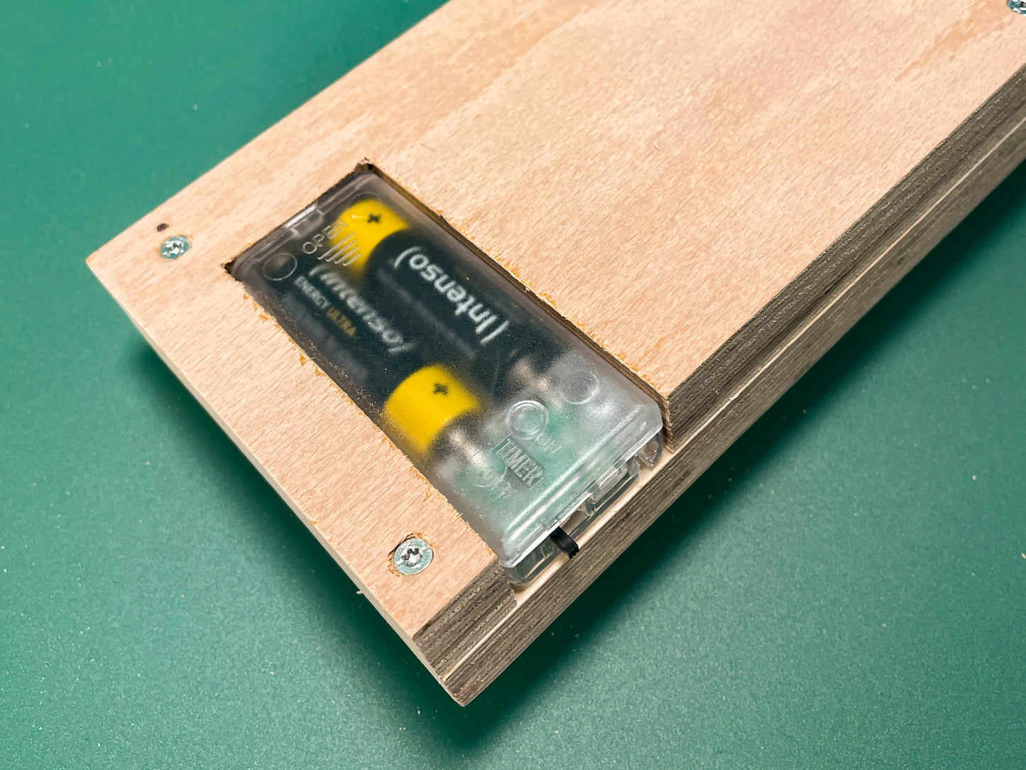 Handgefertigter Schwibbogen Ettlingen-Oberweier mit LED-Sockel – Ein Stück Heimat zum Leuchten